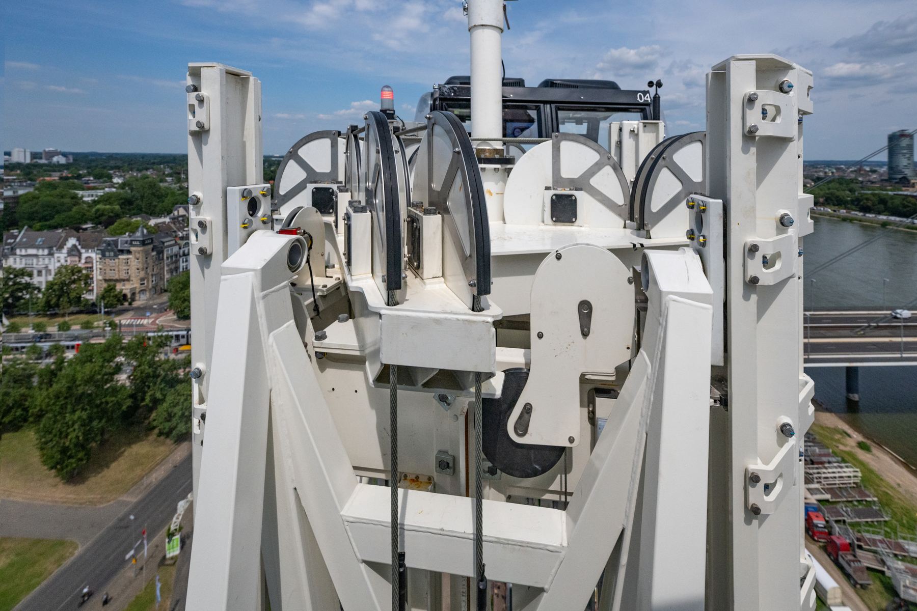 Technisch detail van het hijswerk van de uitkijktoren